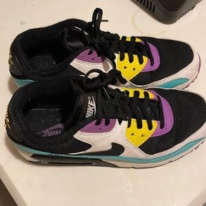 Air max used size 9.5